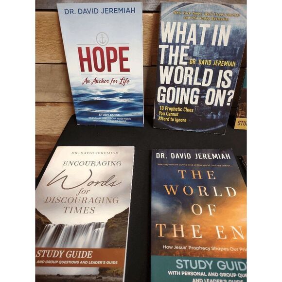 Lot of 6 David Jeremiah Bks / Study Guides - Hope, Captured by Grace, and More - Picture 2 of 3